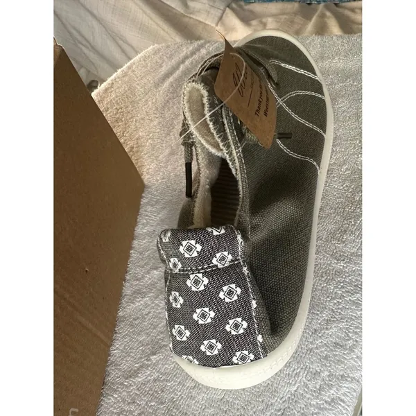 Weestep Olive‎ Slip On Casual Comfort Loafers Women's Size 9 - Image 2