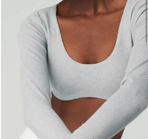 Alo Yoga Ribbed Long Sleeve Crop - Image 3
