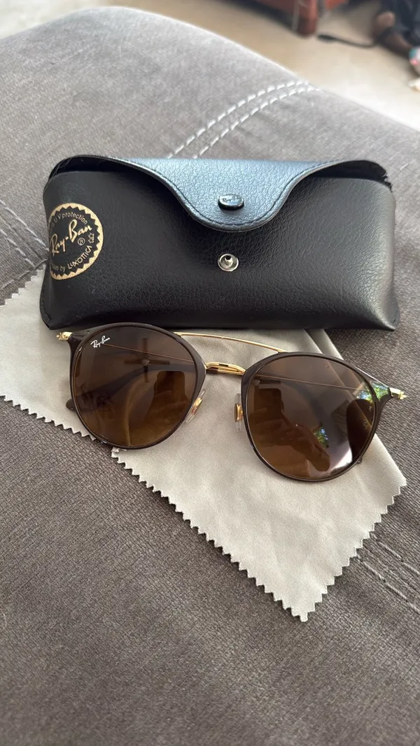 Ray-Ban Black and Gold Sunglasses: RB3546 - Image 2