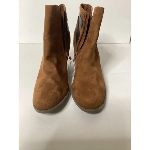 Diba brown ankle boots. Size 8. Retails $75 Brown - Image 3
