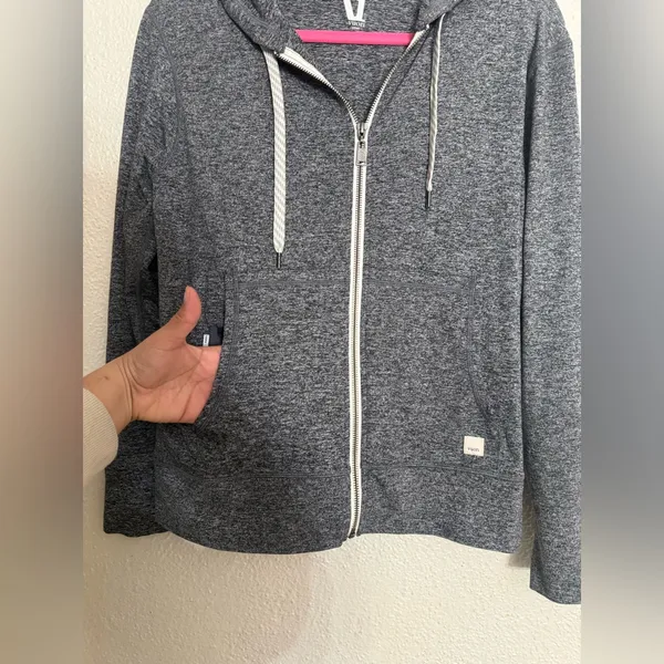 Vuori Women's Charcoal Zip-Up Hoodie grey color size small - Image 6