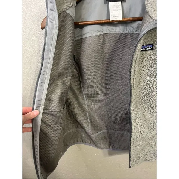 Patagonia Retro X Sherpa Vest Size Medium - Image 4
