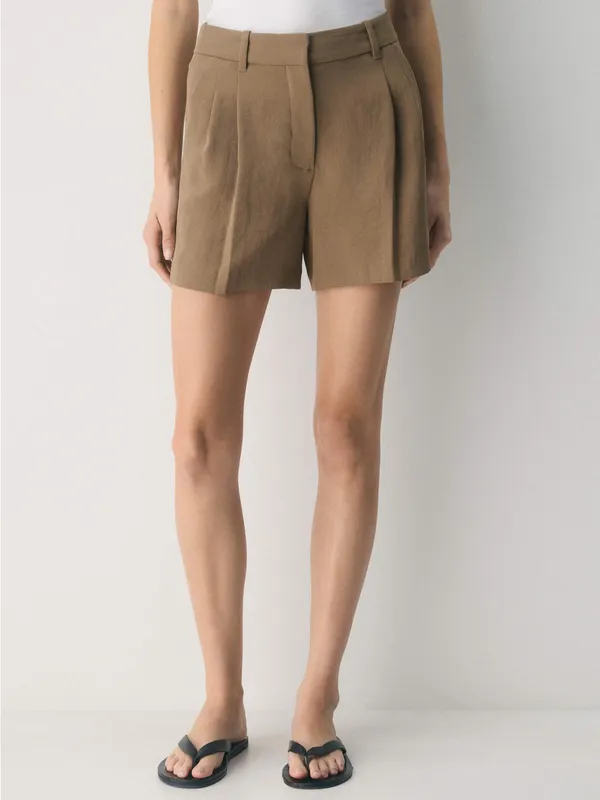 Aritzia The Effortless Short Mid-Thigh Crepette folio taupe brown size 8 - Image 2