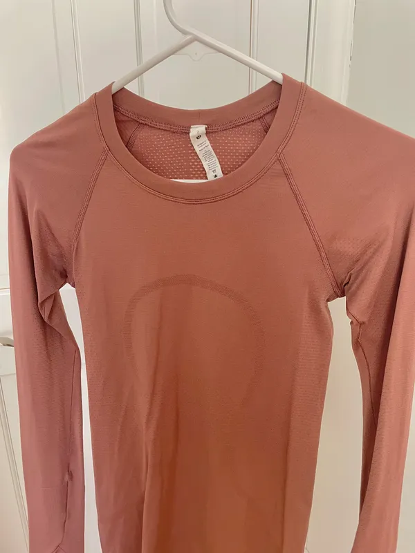 Lululemon Swiftly Tech Long Sleeve - Image 3