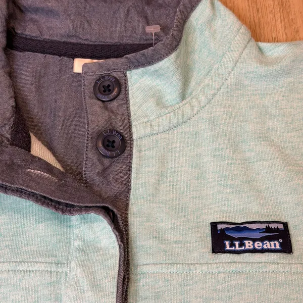 VTG 90s -L.L.Bean Women's Pullover Sweatshirt Light Blue - Image 6