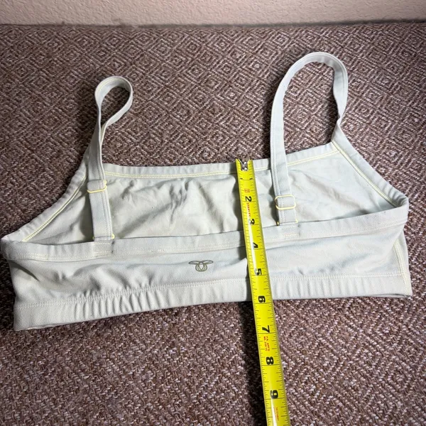 Aritzia Tna Bra Top Sz M Light Mint Green Active Outdoor Gym Casual Comfy - Image 6