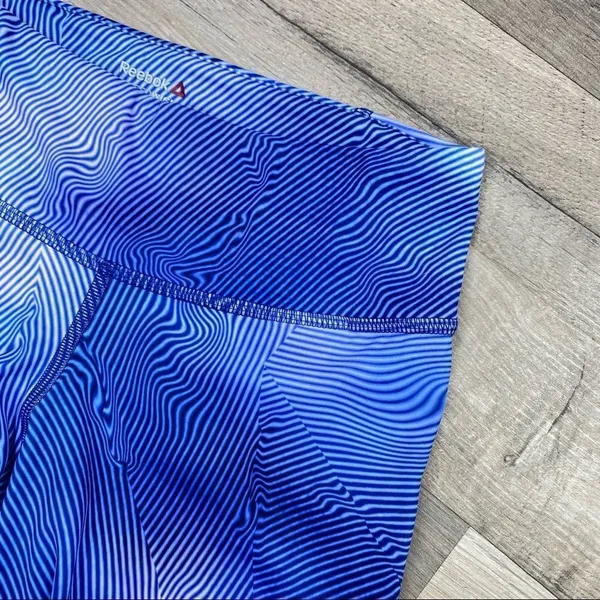 Reebok CrossFit Lux Bold 3/4‎ Wavy Ombré Legging Blue White XS - Image 5