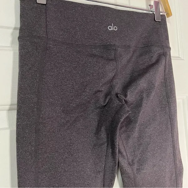 Alo Yoga Size Medium Low Waist Grey Moto Legging Athletic Textured Mesh Pant - Image 7