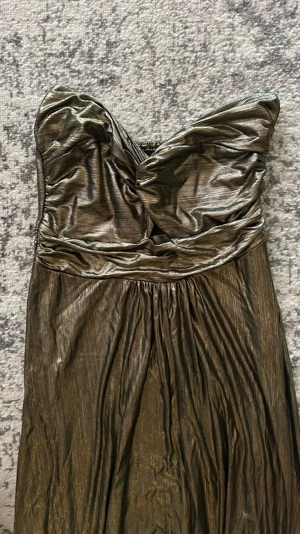 Gold lamé strapless gown Size 10 - Image 3