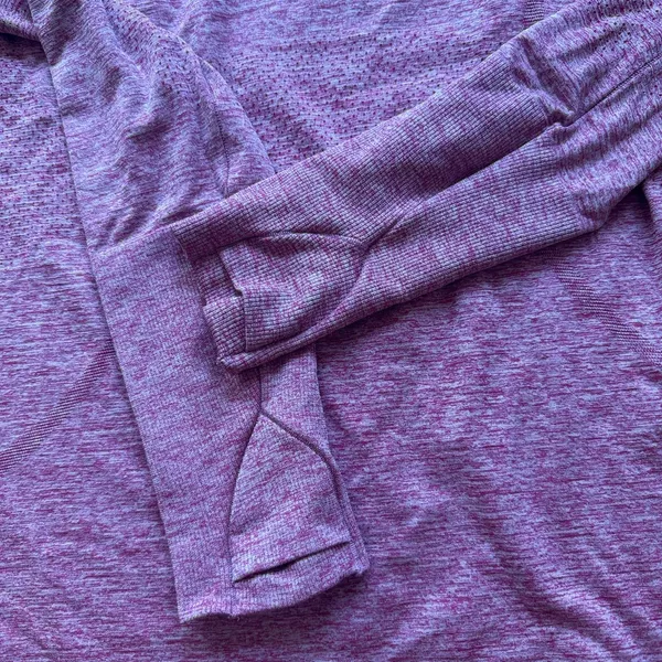 Lululemon Swiftly Relaxed-Fit Long Sleeve Shirt Size 10 - Image 3