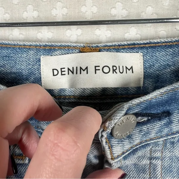 Denim Forum Light Wash The Joni High‎ Rise Loose Jeans - Image 3