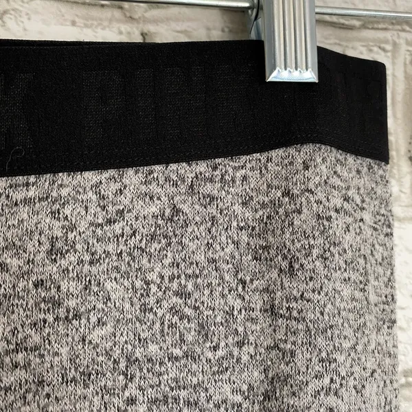 Pink by Victoria's Secret Grey Knit Joggers Small - Image 3