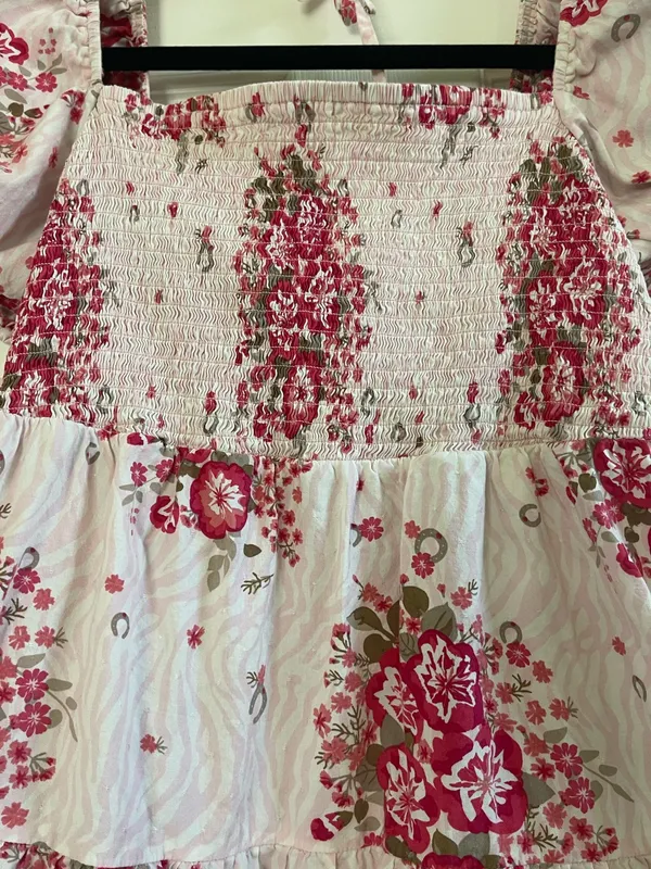 Women’s Ariat Sweetie Wild Flower Floral Smocked Dress Pink Size M - Image 6