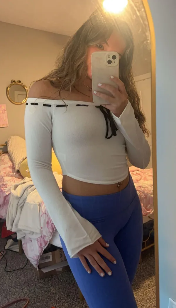Garage Off The Shoulder Long Sleeve Crop Top - Image 4