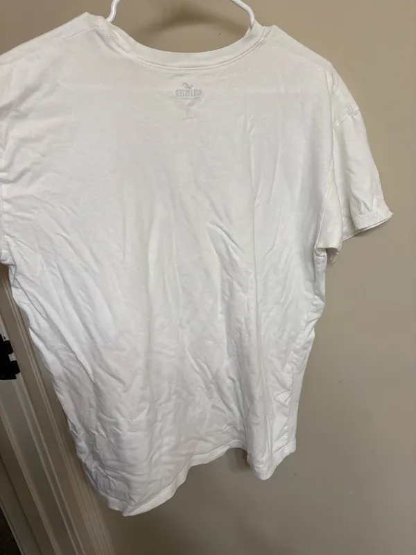 Hollister Graphic Tee - Image 2