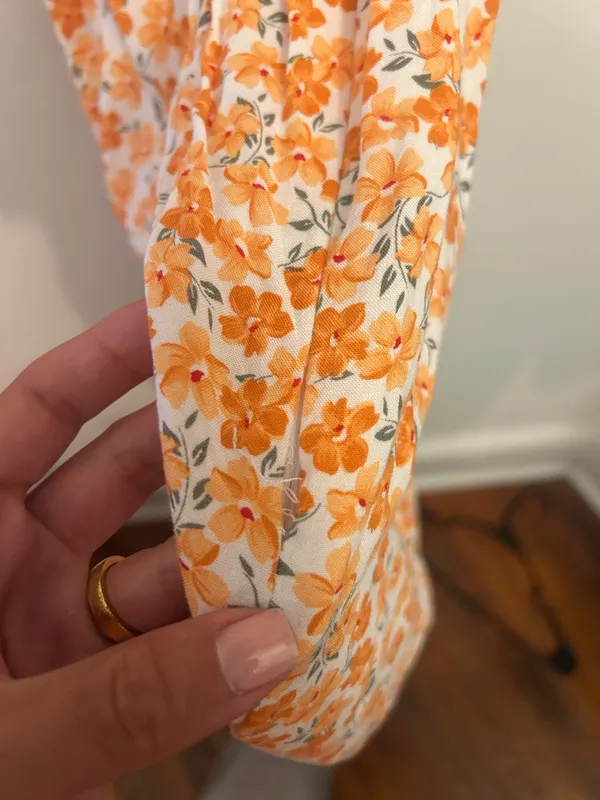 Boutique Floral sun dress - Image 4