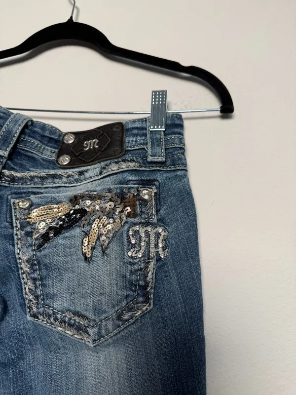 Y2K Miss Me Bootcut Jeans Size 26 with Embellished Back Pockets - Image 4