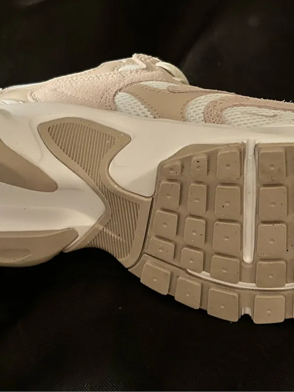 Nike Women’s AL8 90’s Retro - Image 7
