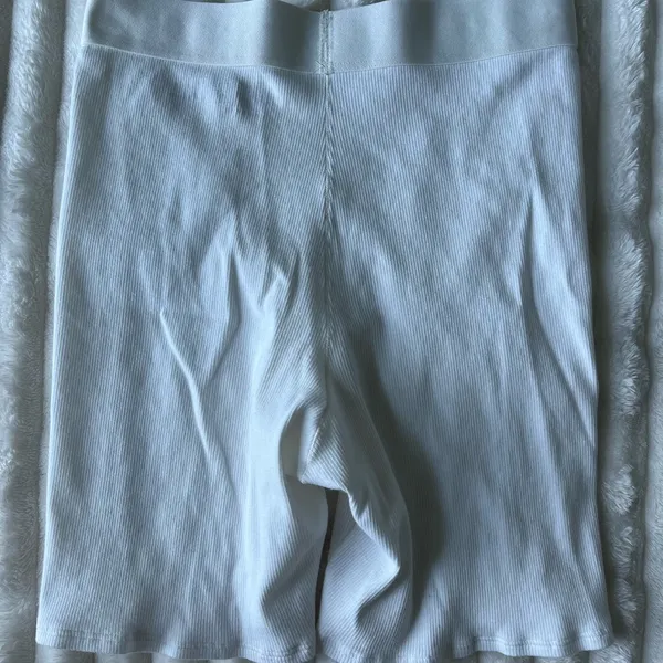 Aerie white ribbed shorts - Image 4