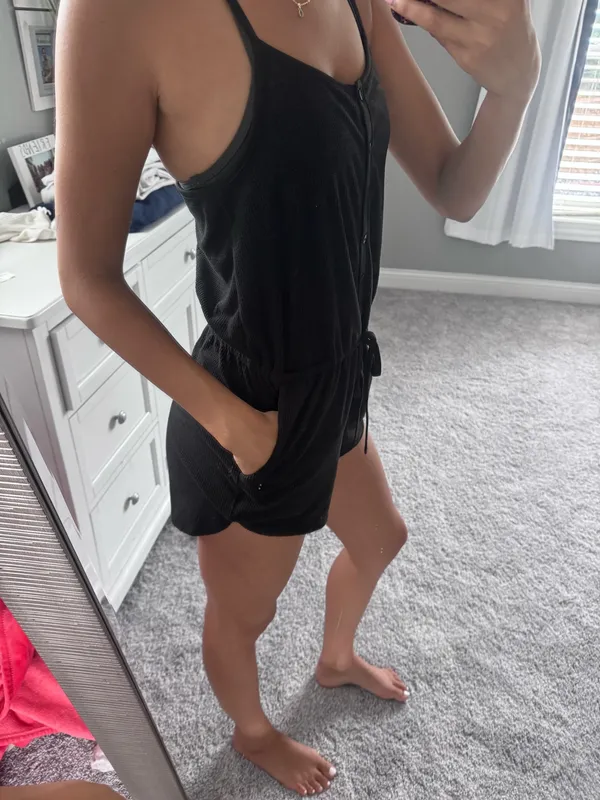 Black garage romper - Image 4