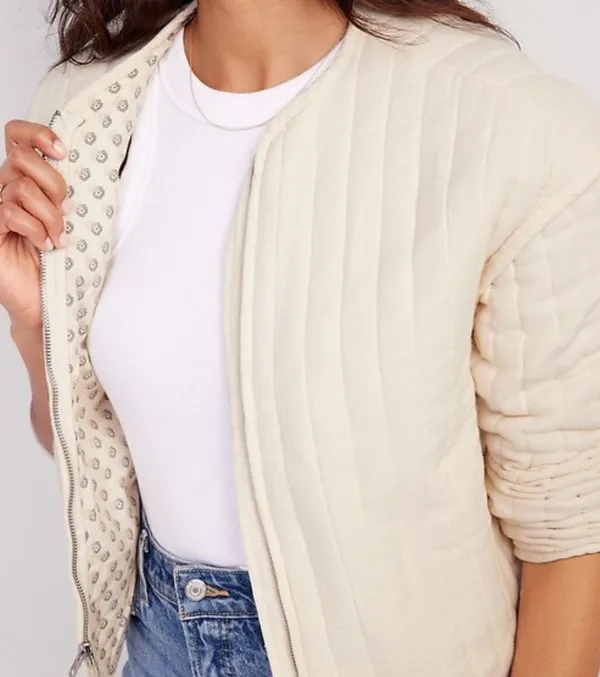 Old Navy quilted women’s bomber jacket  - Image 2