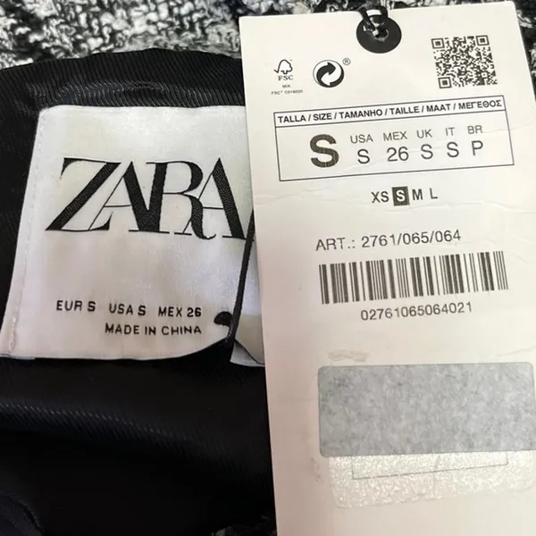 Zara Women's Black White Plaid Tweed Long Sleeve Crew Neck Coat Jacket Top S - Image 9