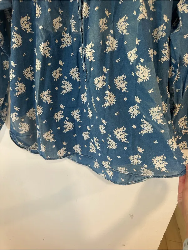 J. Crew Blue White Floral Ruffled Round Neck Button Long Sleeve Blouse Women’s 4 - Image 3