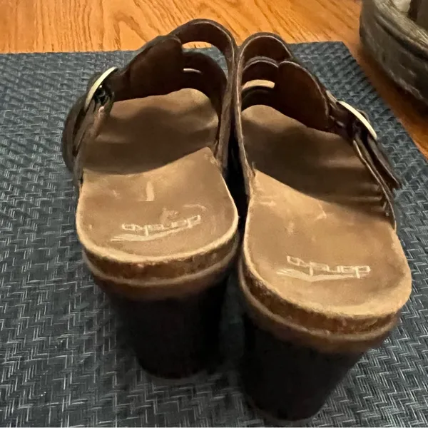 Dansko Dina Brown Leather Strappy Block Heel Sandals - Image 3