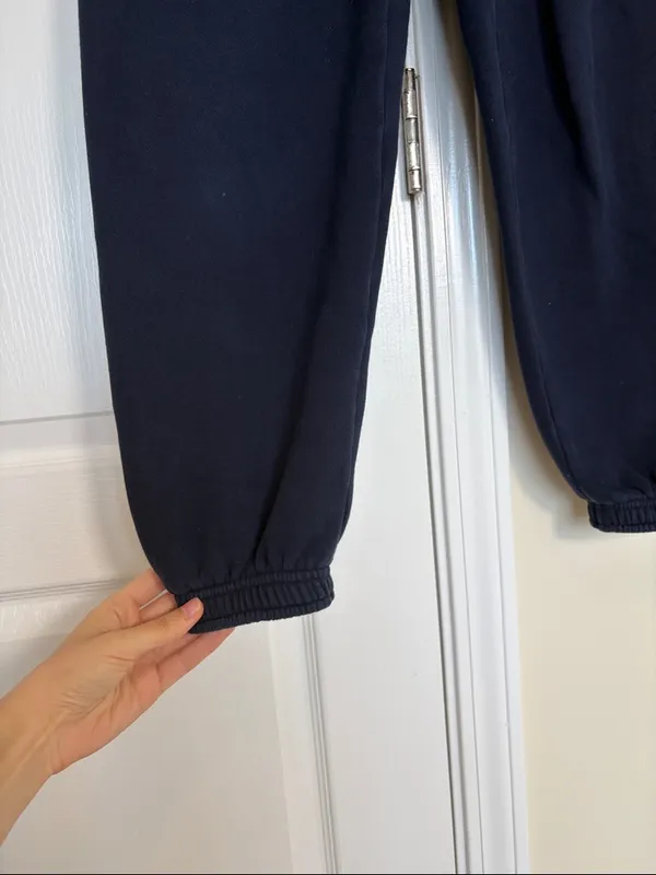 Aritzia Sweatfleece Mega Fit Cozy Jogger Sweatpants size XS navy blue - Image 6