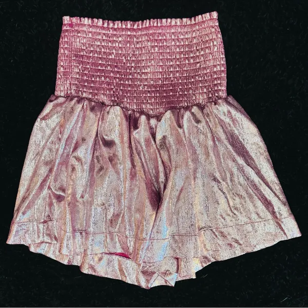 🎃*NWOT* women’s small metallic high waisted flowy party‎ shorts - Image 2