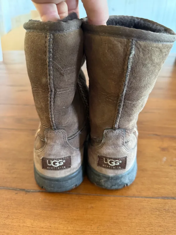 Women’s UGG Boots 9 Brown - Image 2
