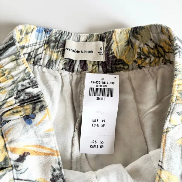 Abercrombie & Fitch Tropical Floral Linen Blend Shorts Women’s Small NWT Pull On - Image 2