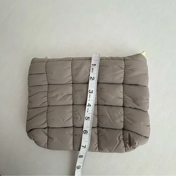 Tarte Quilted Puffy Makeup cosmetic travel bag - Image 8