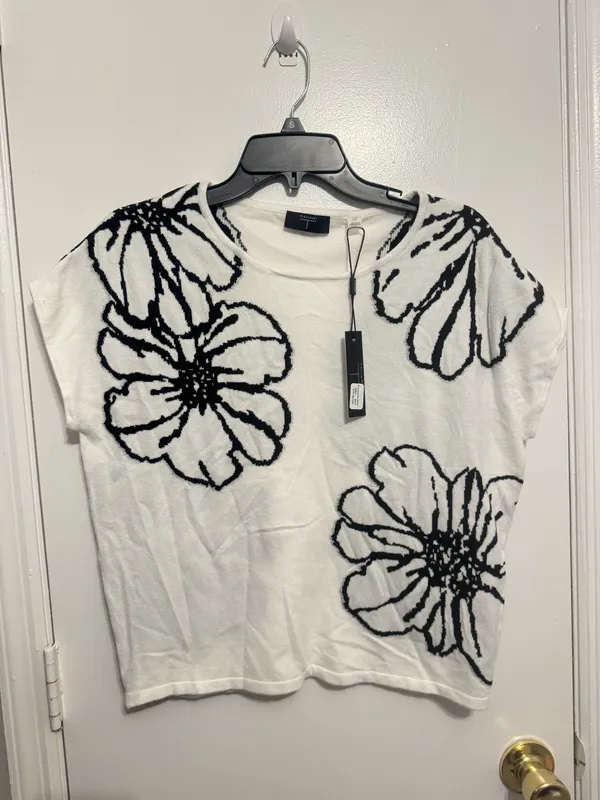 Tahari Floral Sweater Shirt in White Size Small - Image 2