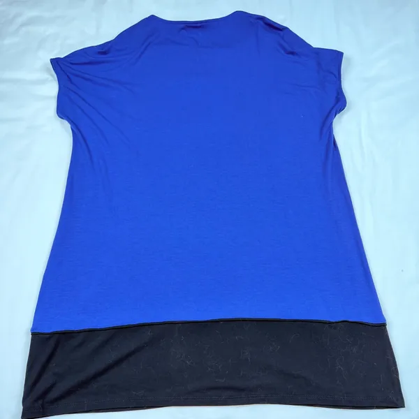 J. Jill Wearever Royal Blue Black Colorblock Tunic Top Short Sleeve Medium - Image 2