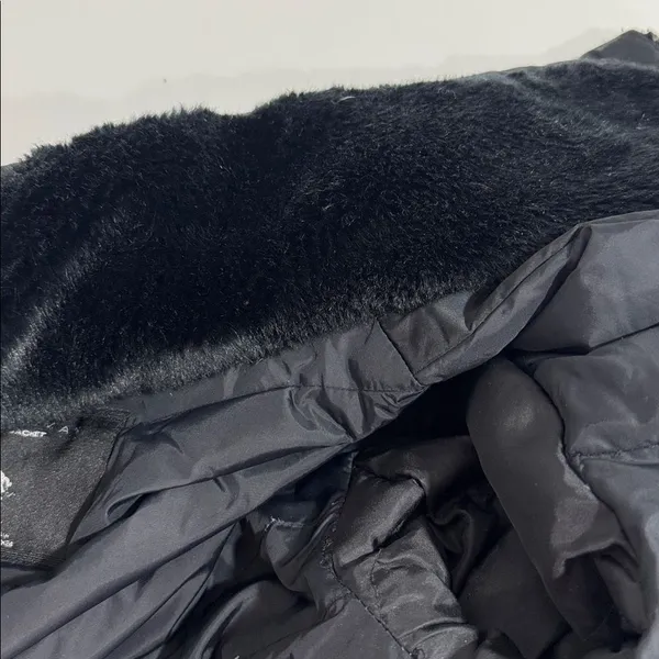 Zara woman down black jacket EUC - Image 6