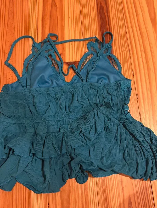 Mi Ami Top Blue Size M - Image 2