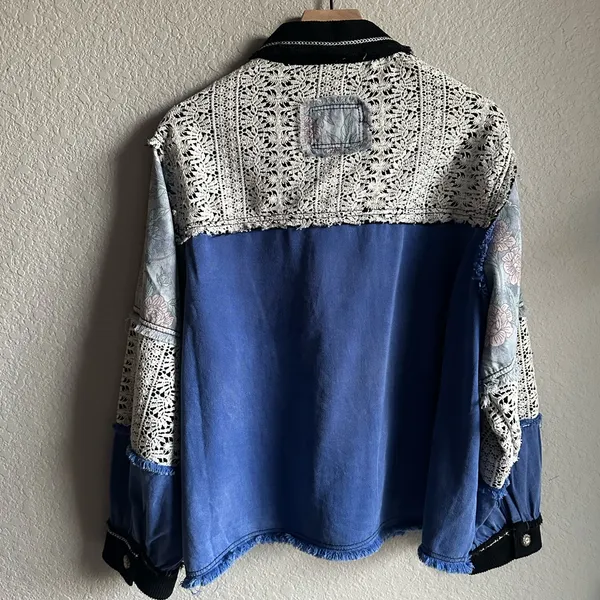 💙POL Floral Lace Patchwork Contrast Button Jacket - Image 5