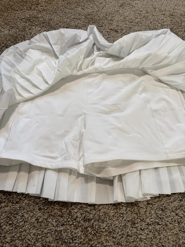 Athleta Match Point Pleated Skort size large NWT - Image 4