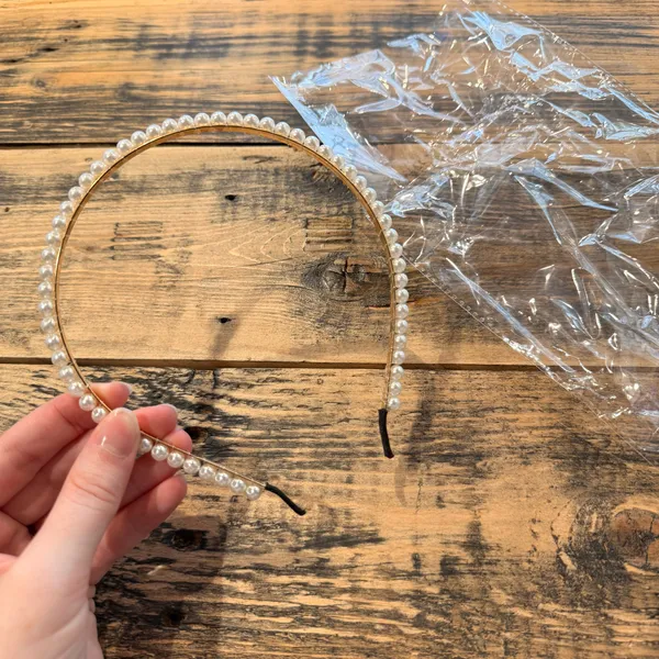 Pearl Headband Gold - Image 2