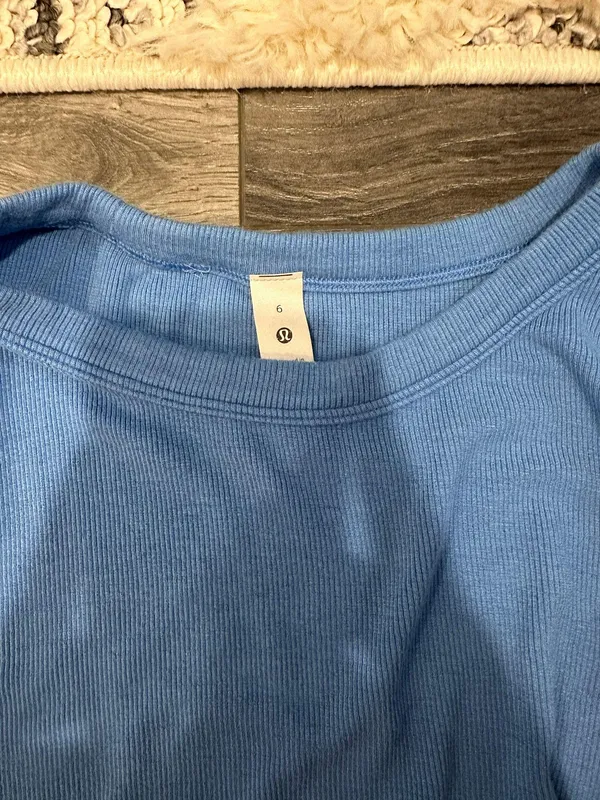 Top - Image 3