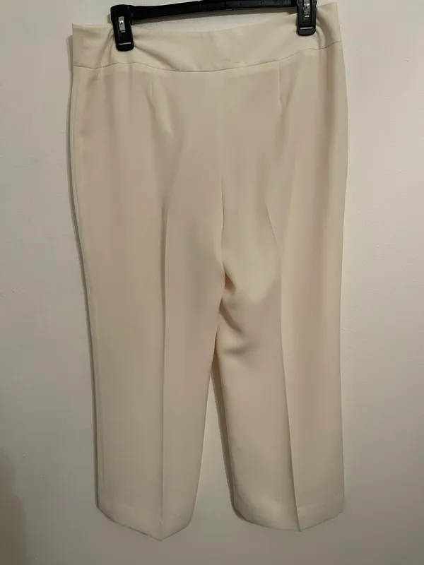 Classic White Tailored Pants Size M - Image 3