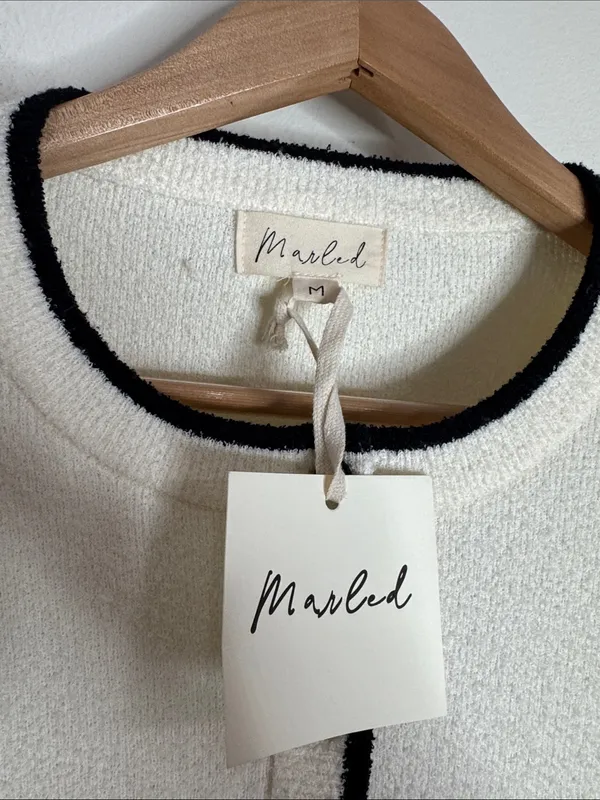Marled Cream Bouclé Fuzzy Cardigan with Black Trim Minimalist Preppy size M - Image 9