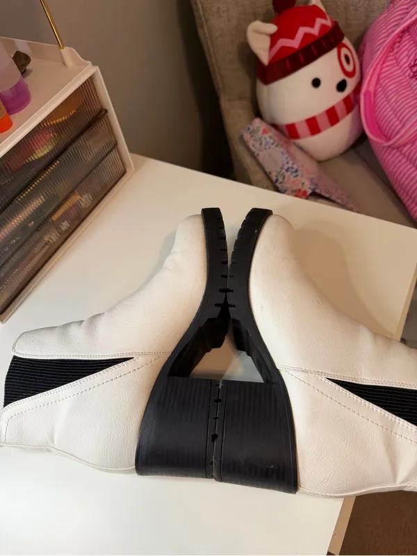 Mia boots - Image 6
