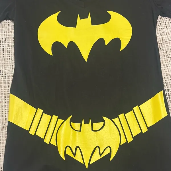 DC Comics Batgirl T-Shirt costume, mask and gloves - Image 3