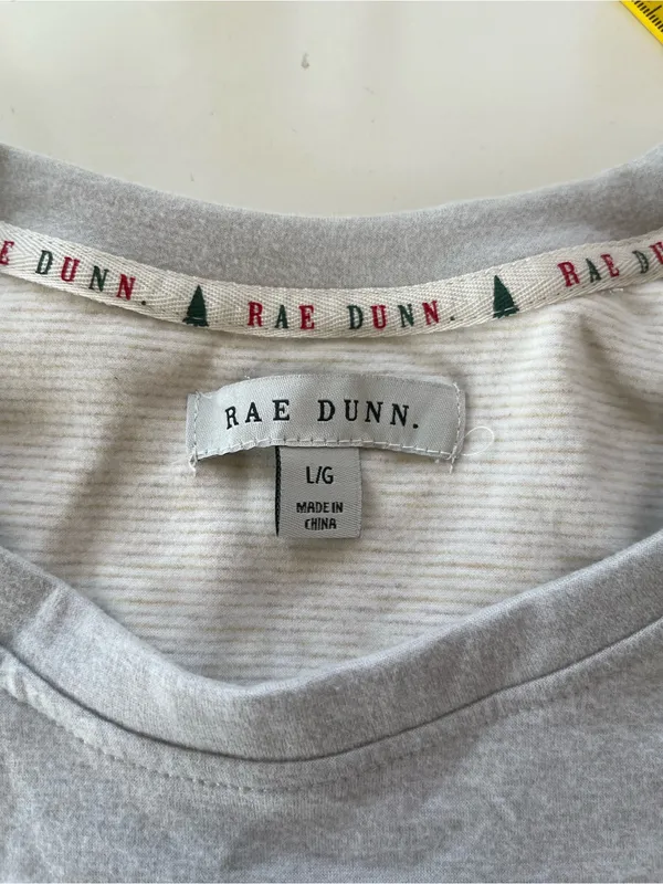 Rae Dunn 'BELIEVE' Crewneck Sweatshirt - Light Gray - Image 3