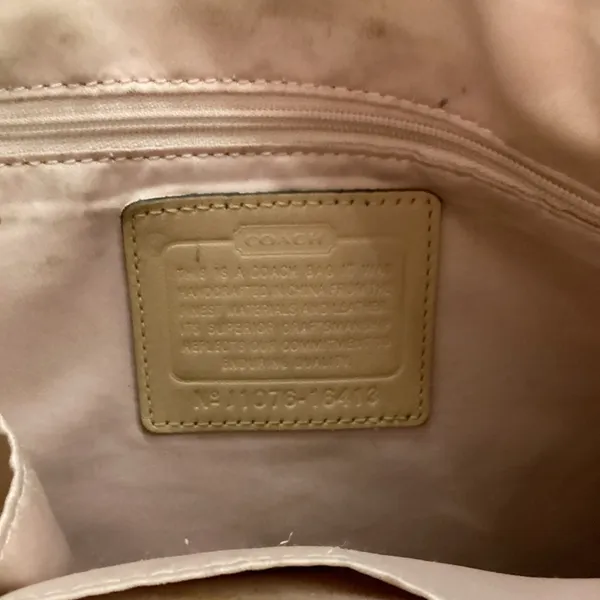 Coach Light Beige Leather‎ Bag - Image 6