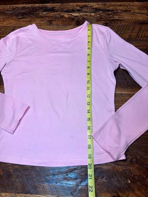 Ladies XS Soft Pink Top - like new! - Image 3