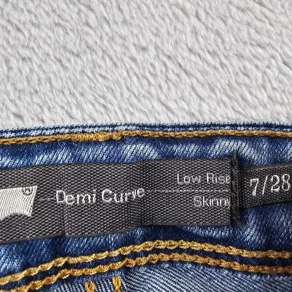 Levis Demi Curve Low Rise Skinny Jeans Blue Women's Size 28x32 - Image 7