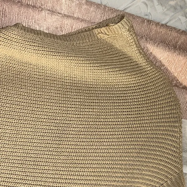 Beige Mock Turtleneck Size M Crop Sweater Tan Size M - Image 8